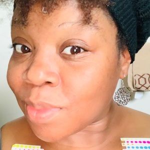 Meet your Posher, Yolanda